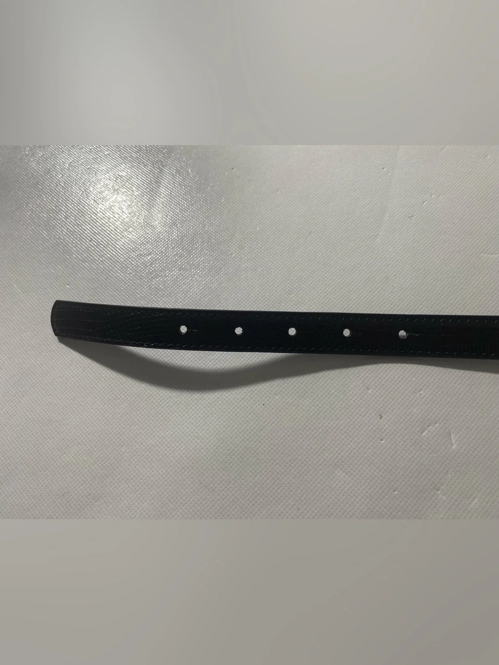 NWOT- Womens Skinny Width Belt Black